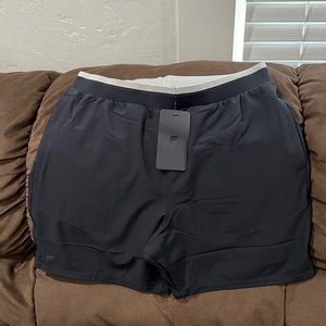 Fabletics Mens 7” Fundamental Short (Lined) w/ pockets & phone pocket size large